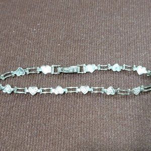 10k Solid White Gold Heart Bracelet